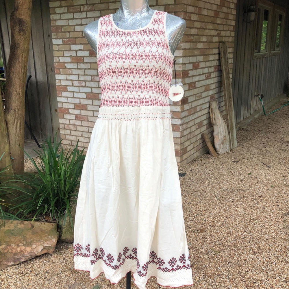 NWT Tularosa boho chic cotton embroidered dress
